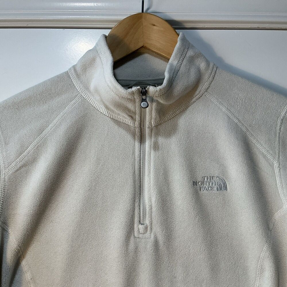 The North Face Women’s Medium Fleece Polartec Lightweight Outdoors Hiking